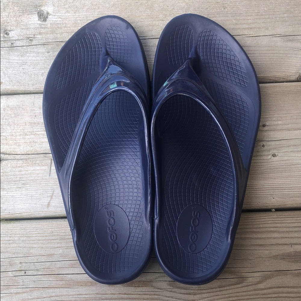 Women's 9 OOFOS Unisex Ooriginal Flip Flop Sandal Sandals Recovery Support Blue